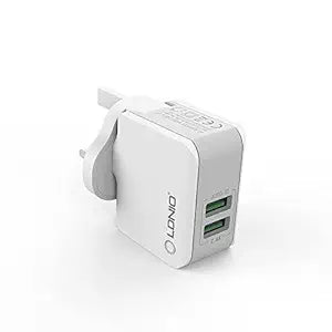 Magneto PD + Auto -ID fast travel charger 32W ( with type-c to lightning cable )